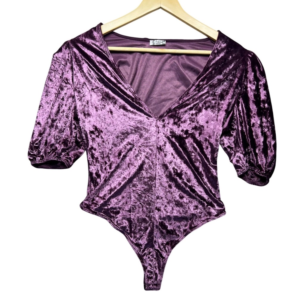 Free People Intimately Velvet Bodysuit Top,‎ Deep V Neck, Puff Short Sleeves S